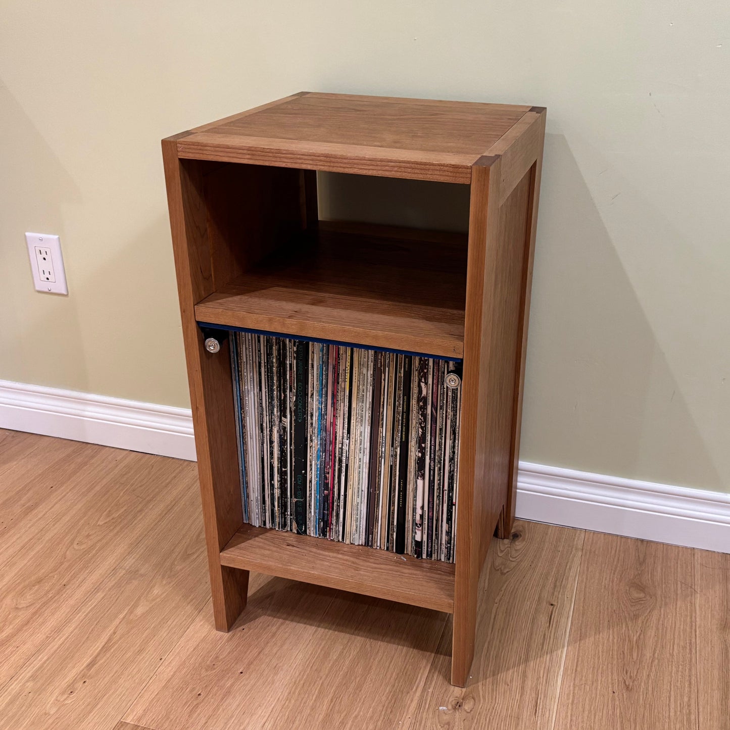 PALETTE bedside cabinet